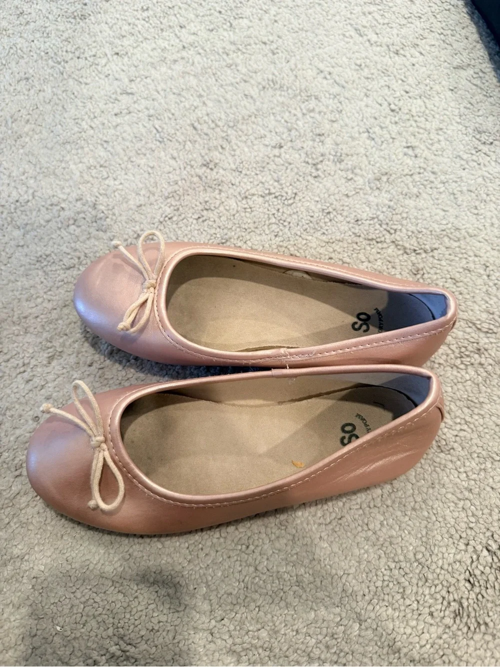 SO Pink Metallic Ballet Flats with Bow Accent